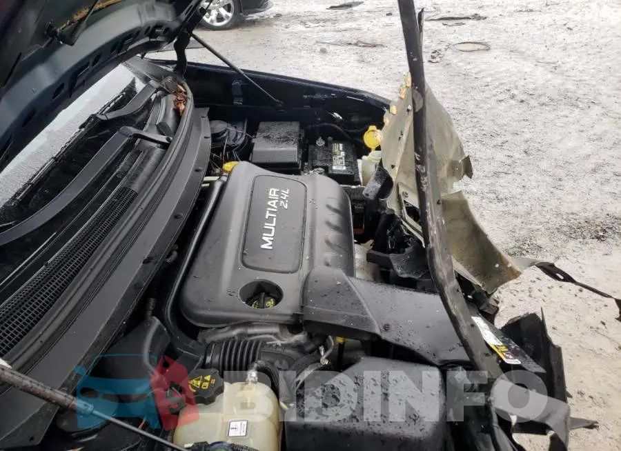 1C4PJLCB6FW670247 Photo# 11
