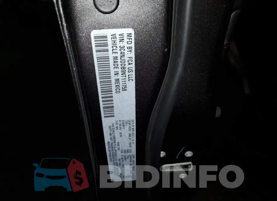 3C4NJDDB9NT111758 Photo# 12