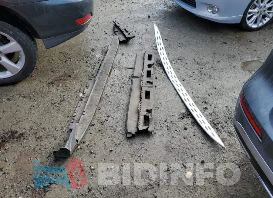 4JGDA6DB2JB146060 Photo# 13