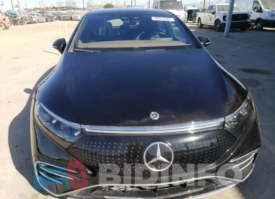 W1KCG2DB2NA004235 Photo# 5