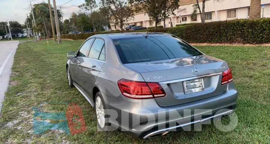 WDDHF8JB5EA861004 Photo# 3