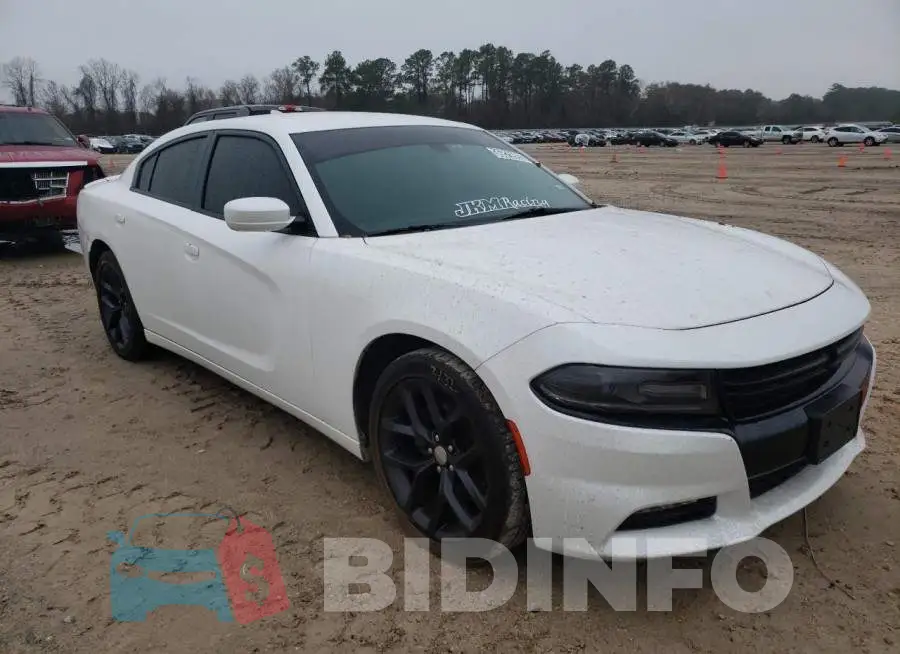 2C3CDXHG7FH896382 Photo# 4