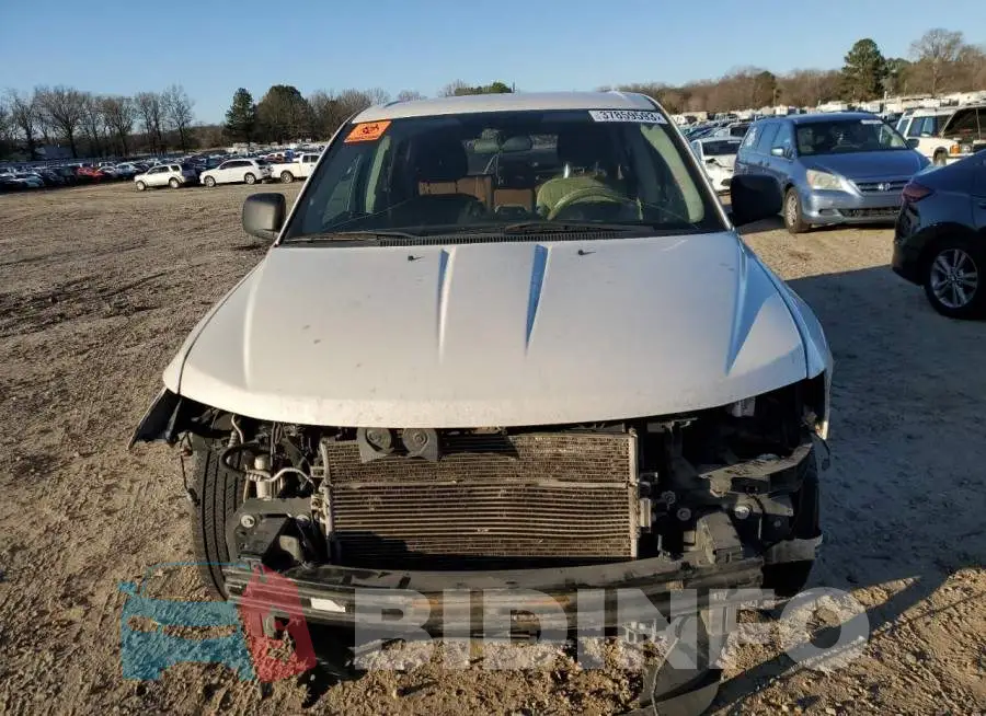 3C4PDCAB5FT728218 Photo# 5