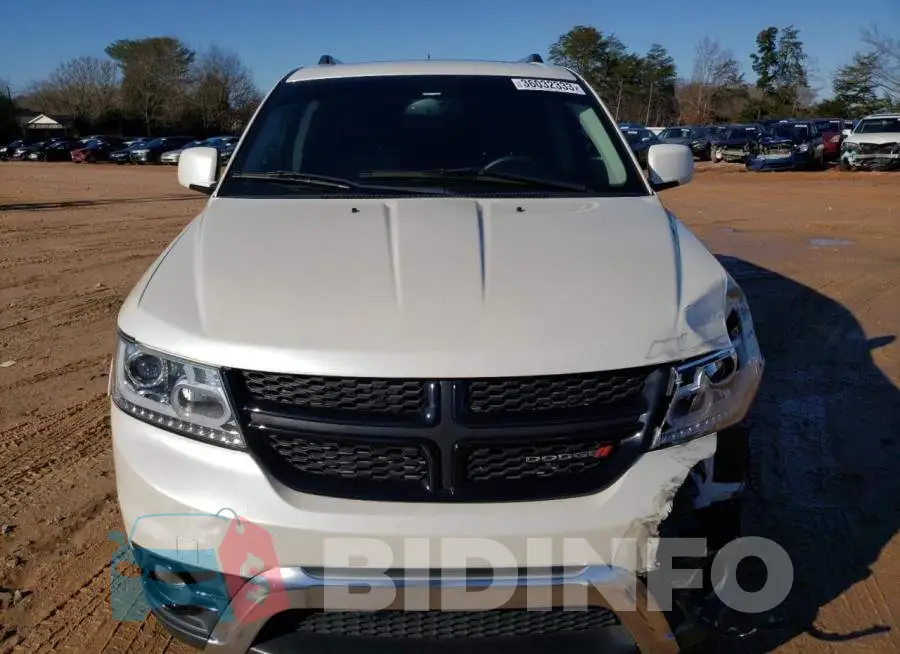 3C4PDCGG2JT172414 Photo# 5