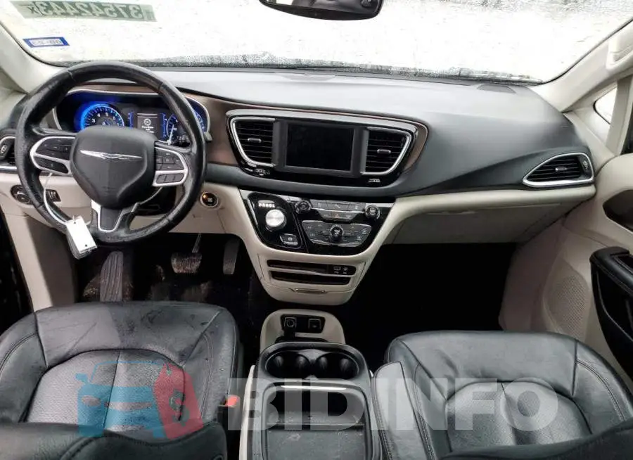 2C4RC1BG7KR625146 Photo# 8