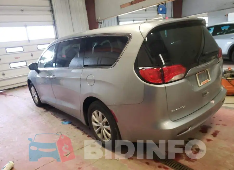 2C4RC1CG2JR169148 Photo# 2
