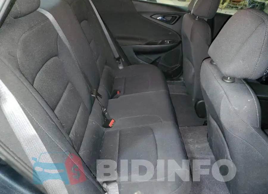 1G1ZG5ST5LF157783 Photo# 10