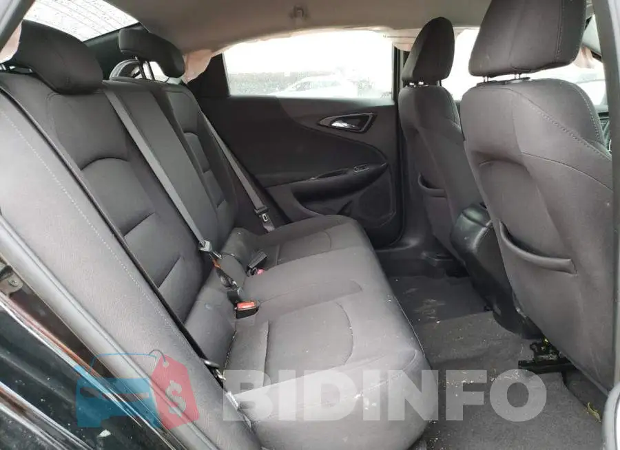 1G1ZG5STXNF102426 Photo# 6