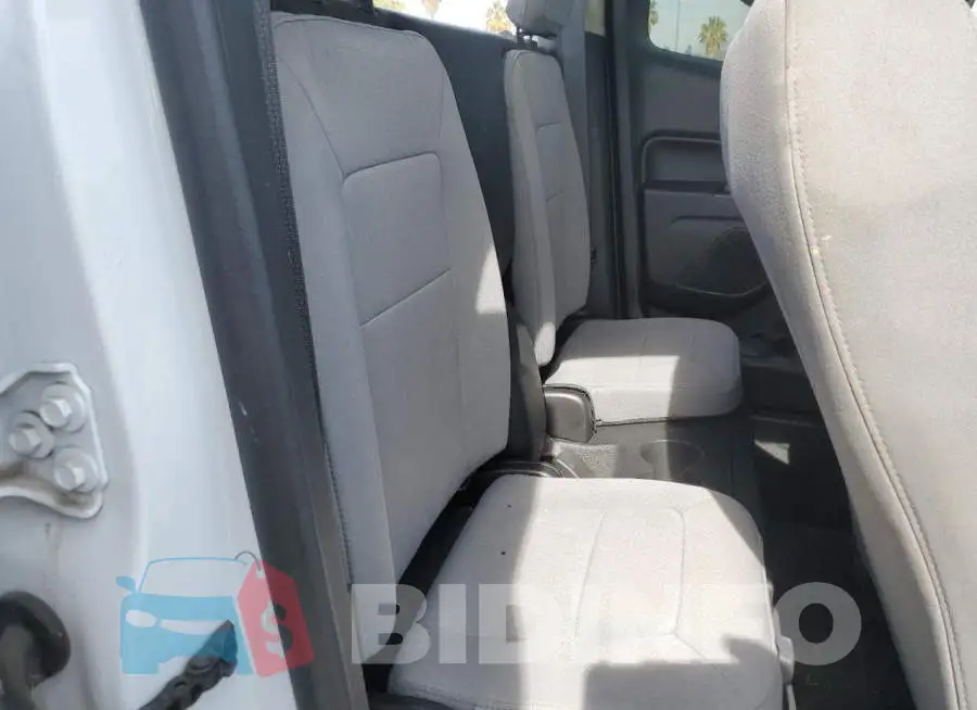 1GCHSBEN9M1135877 Photo# 10