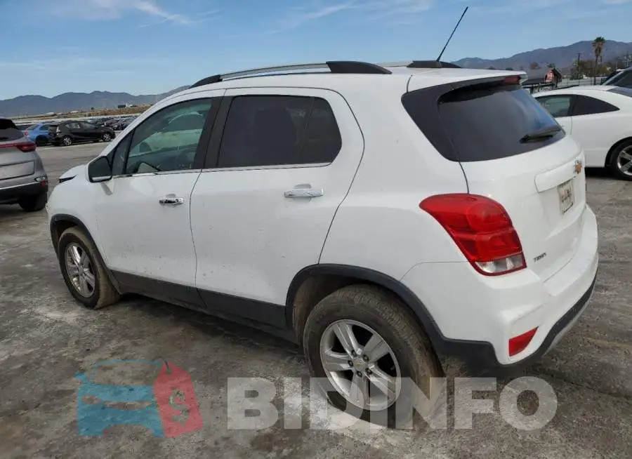 KL7CJLSB1JB660951 Photo# 2