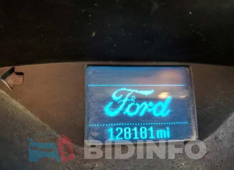 1FADP3E24EL420266 Photo# 8