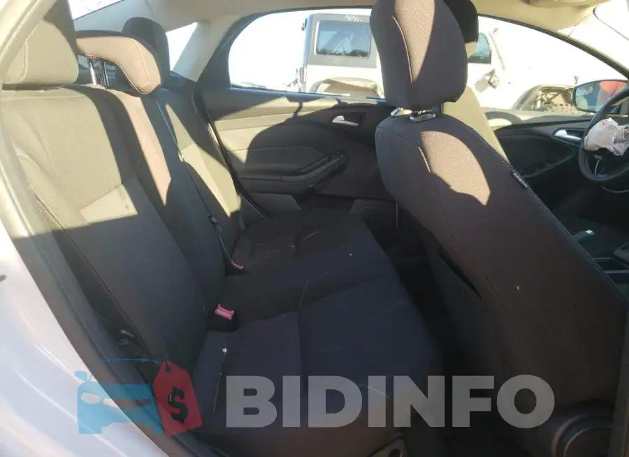 1FADP3F28FL250347 Photo# 10