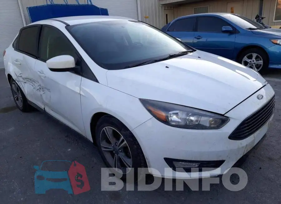 1FADP3FE2JL224233 Photo# 4