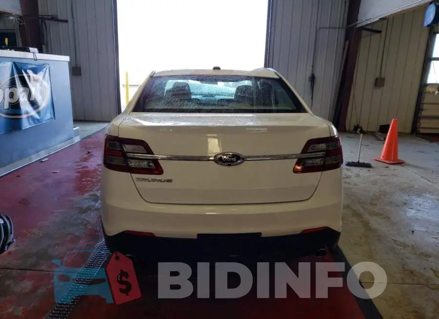 1FAHP2D88GG145076 Photo# 6