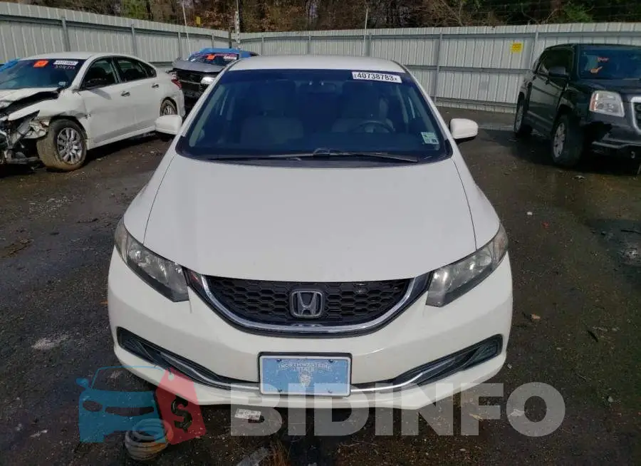 19XFB2F77FE045683 Photo# 5