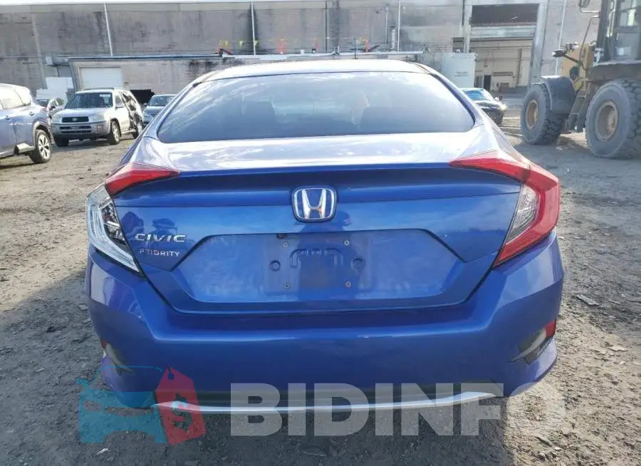 19XFC2F68KE017437 Photo# 6