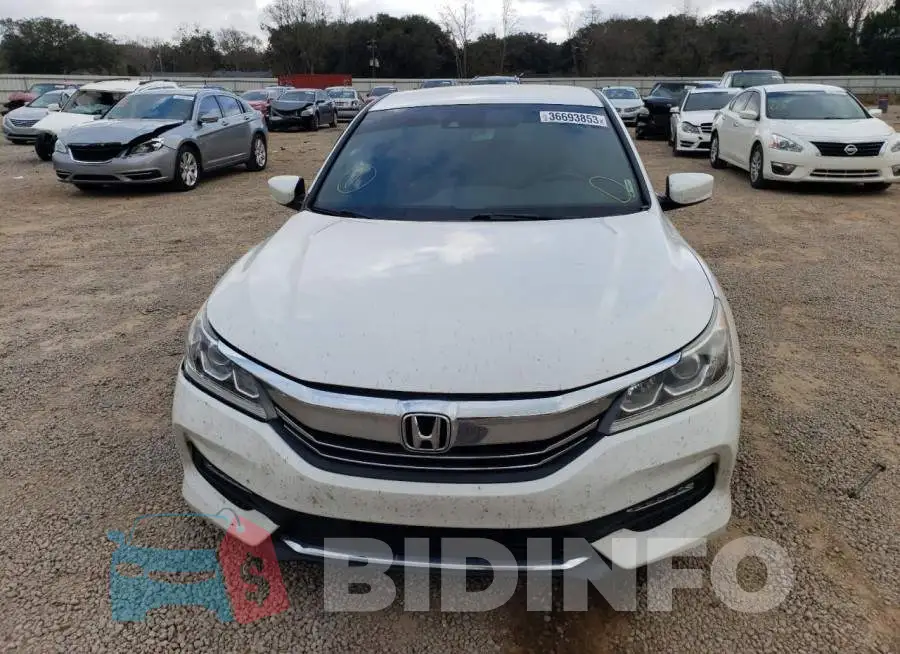 1HGCR2F69HA241055 Photo# 5