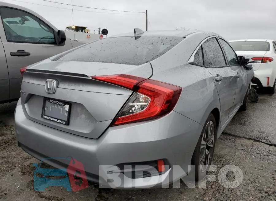 2HGFC1F36HH641123 Photo# 4