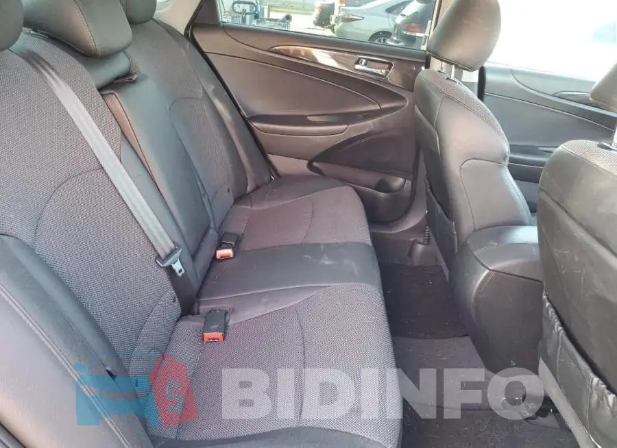 5NPEC4AB6EH848687 Photo# 10