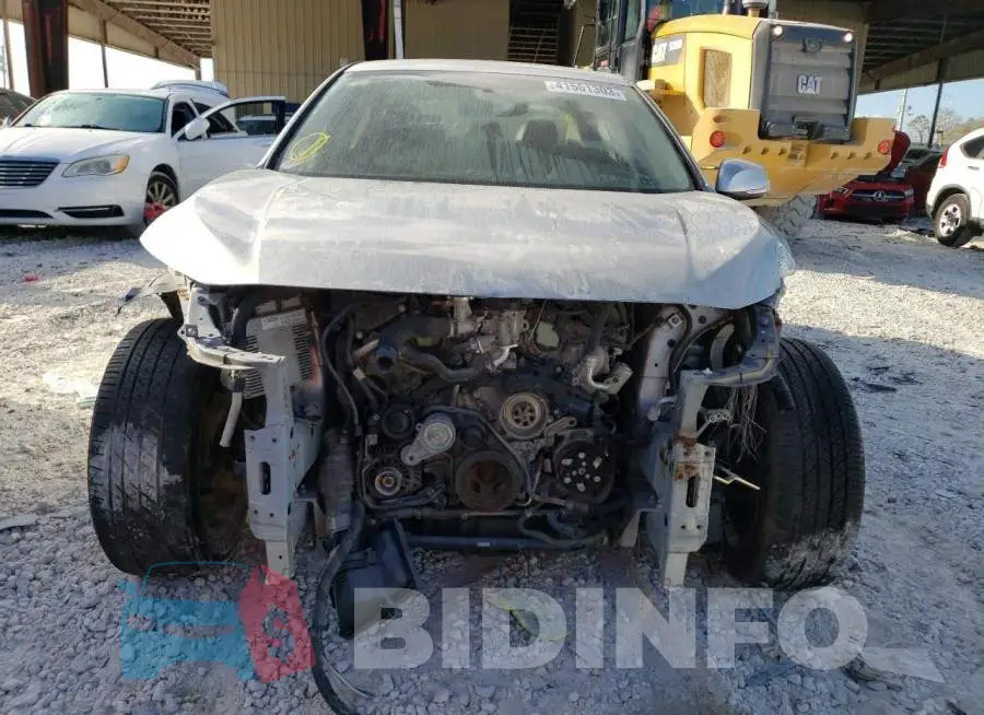 JN1EV7AP2HM738630 Photo# 5