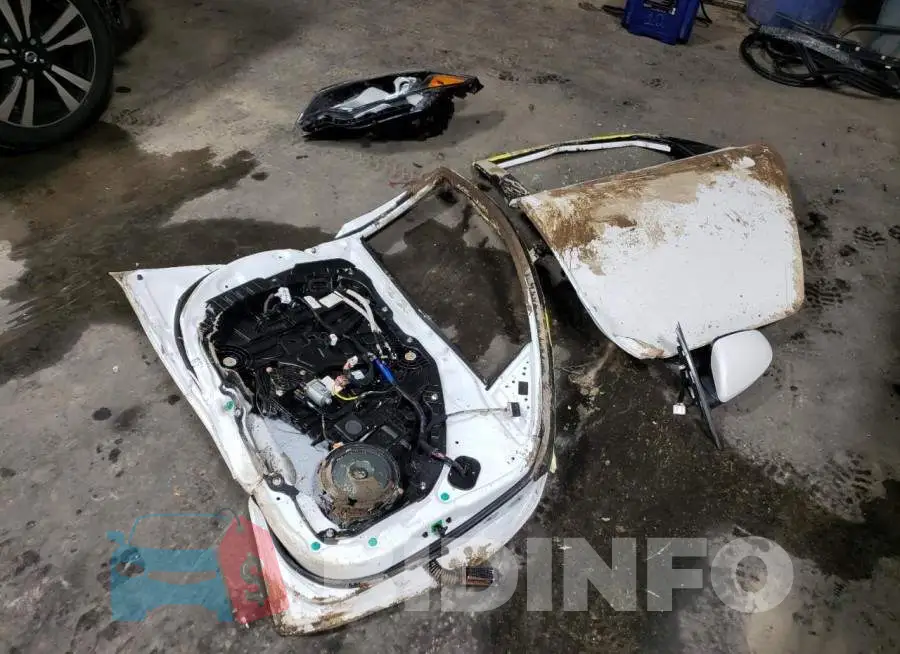 5XXGT4L38KG320431 Photo# 12