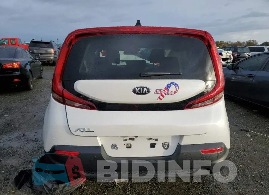 KNDJ23AUXM7143181 Photo# 6