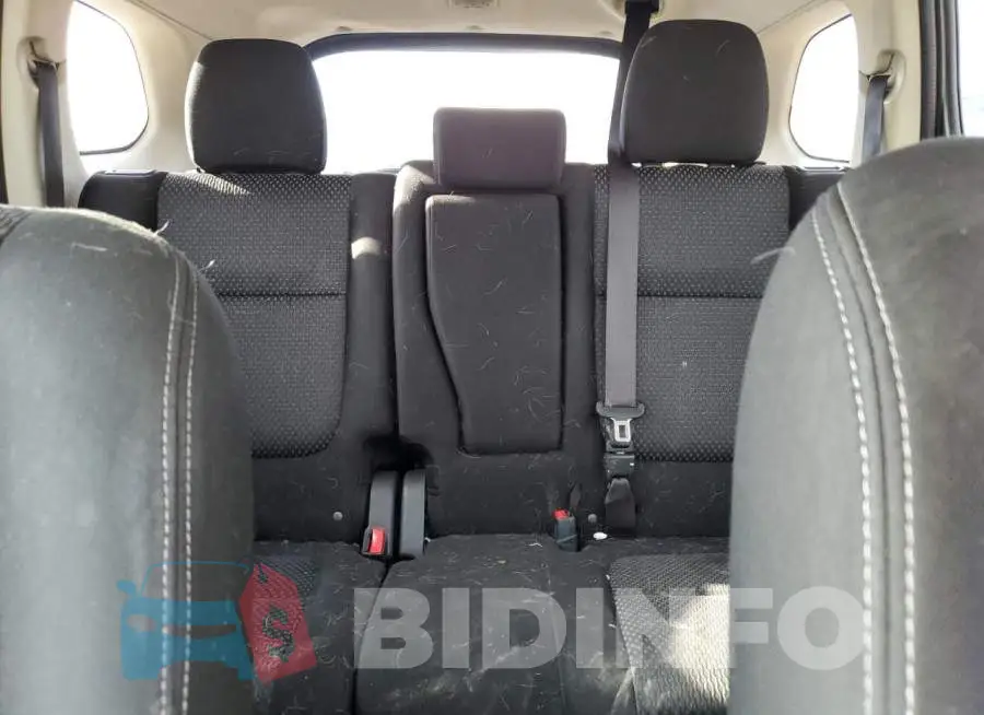 JA4AD2A30JZ055021 Photo# 10