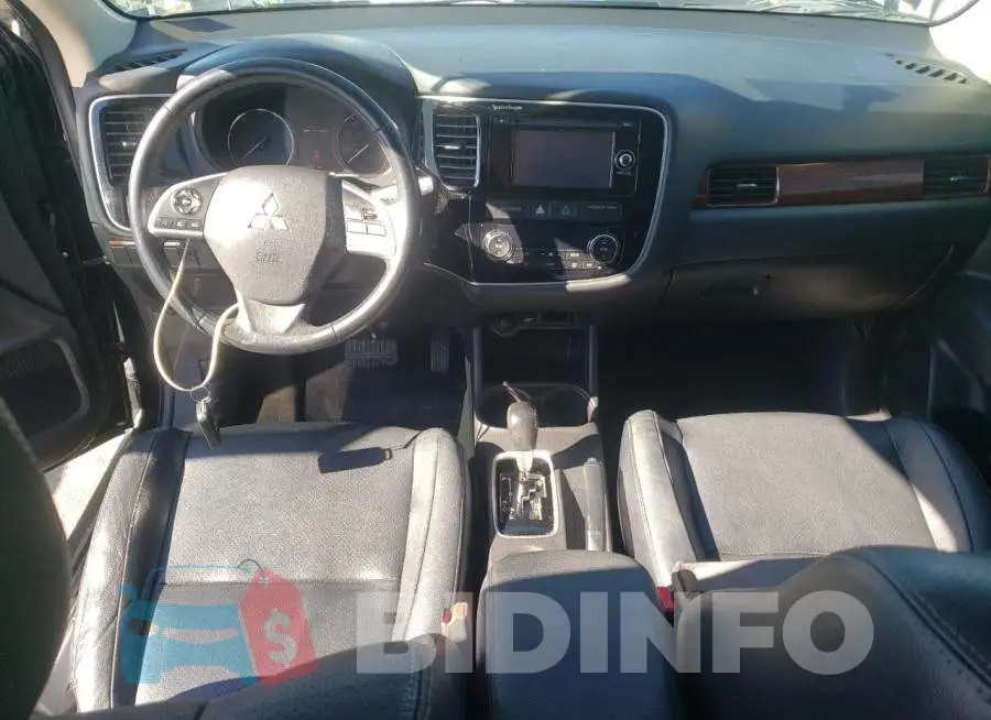 JA4AD3A36EZ002464 Photo# 8
