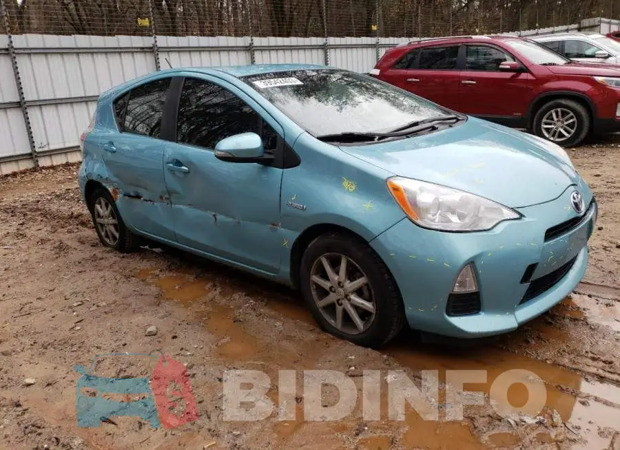 JTDKDTB39E1073553 Photo# 4