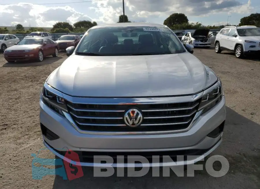 1VWSA7A34LC016824 Photo# 5