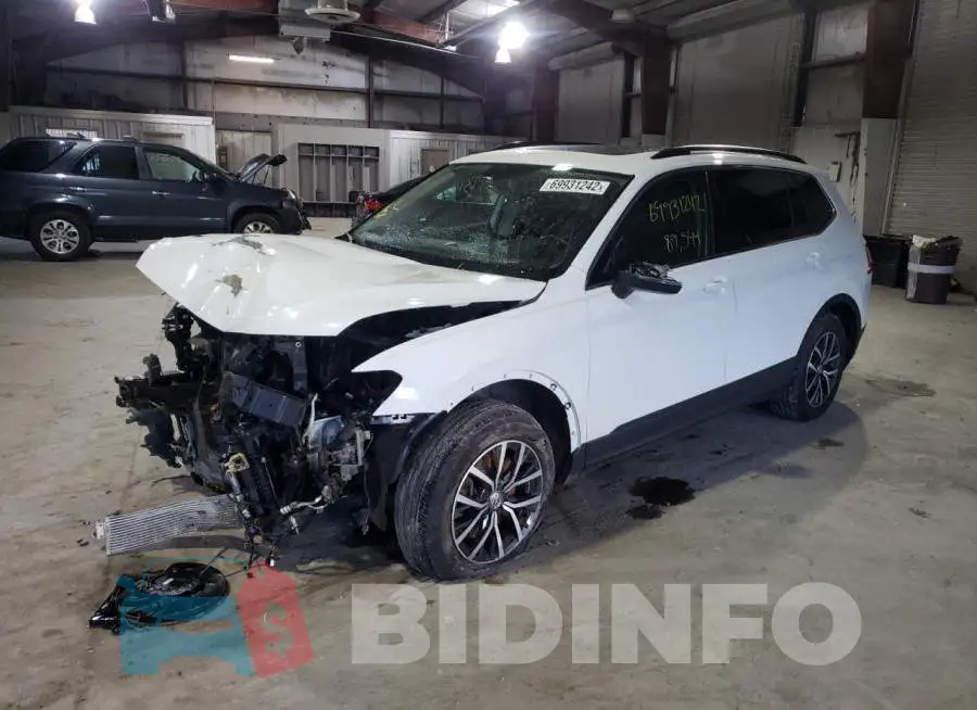 3VV2B7AX7KM070233 Photo# 1
