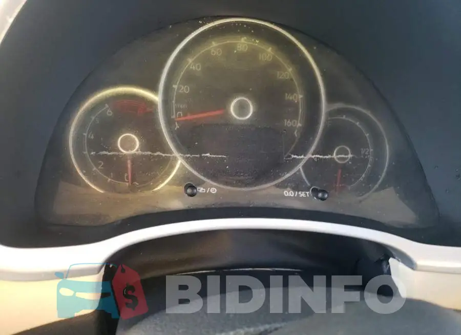 3VW5DAAT8KM504043 Photo# 8