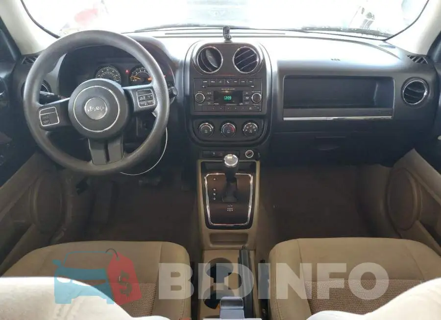1C4NJRBB6FD207712 Photo# 8