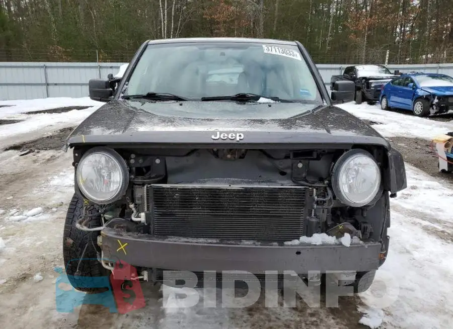 1C4NJRCB2ED787795 Photo# 5