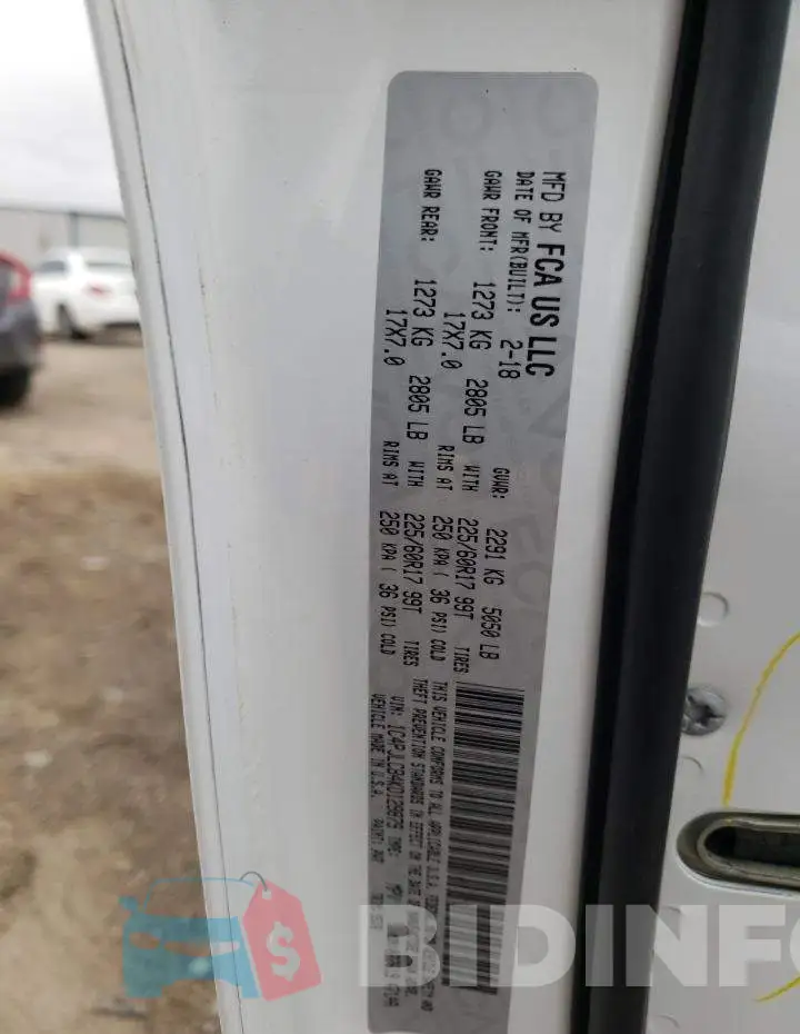 1C4PJLCB4KD129879 Photo# 13