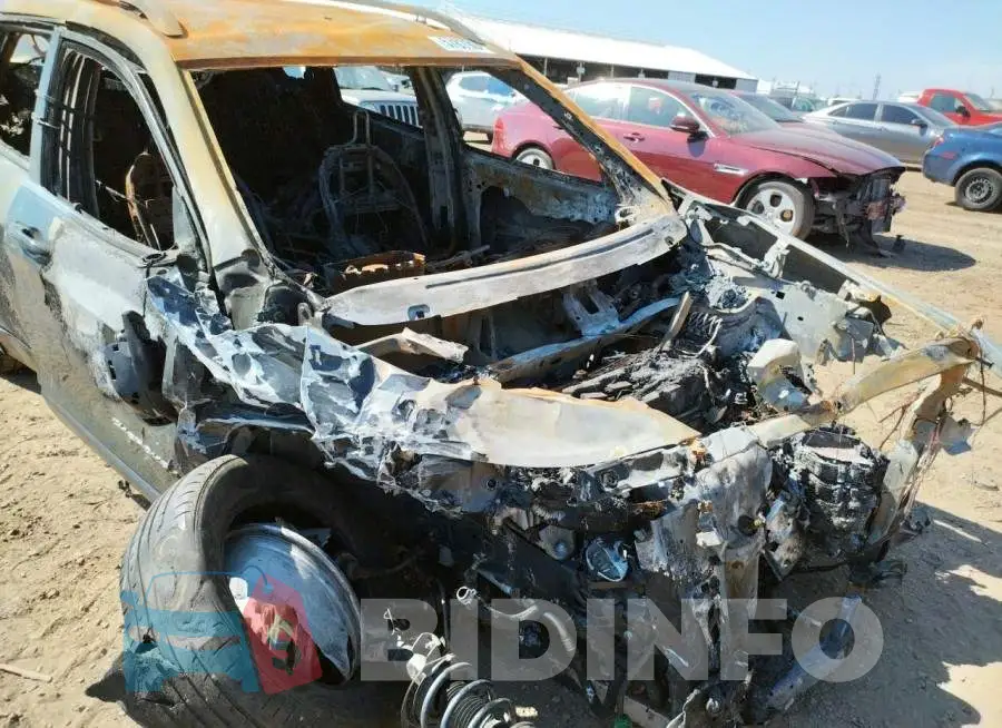 1C4PJLLB5JD587512 Photo# 9