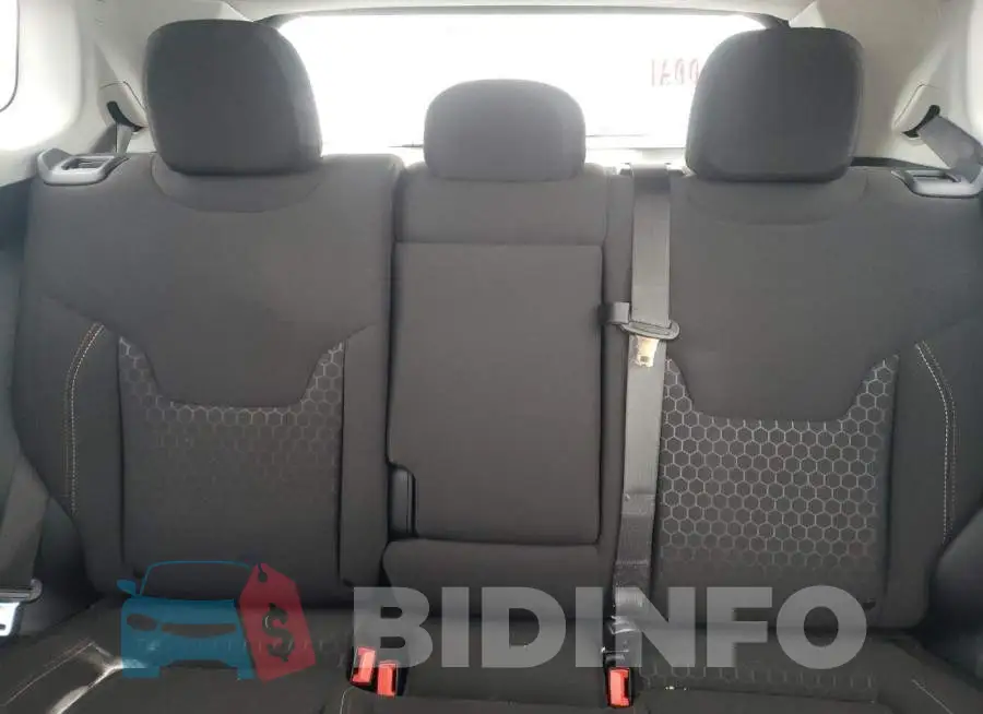 3C4NJDAB7MT520764 Photo# 10