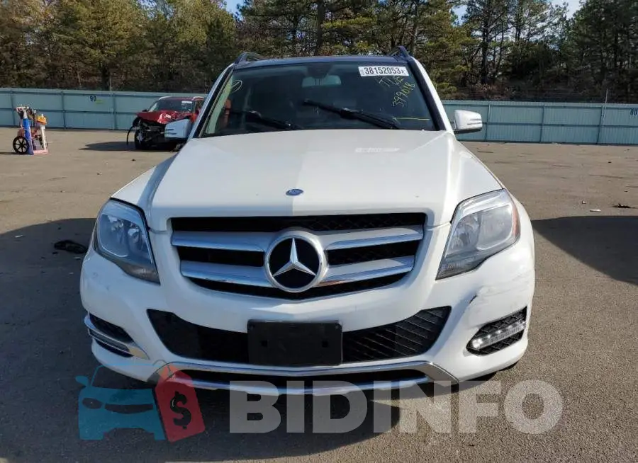 WDCGG8JB1FG399018 Photo# 5