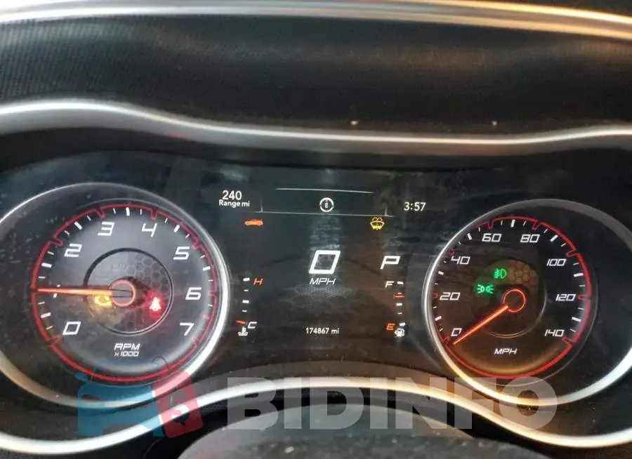 2C3CDXHG1FH726714 Photo# 9