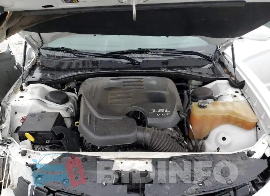 2C3CDXHG1FH726714 Photo# 11
