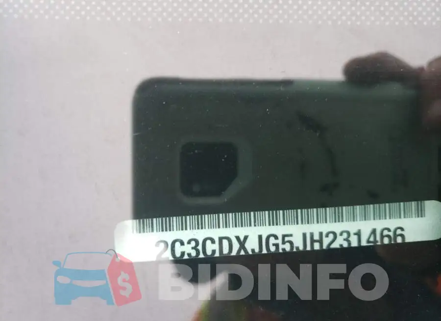 2C3CDXJG5JH231466 Photo# 12