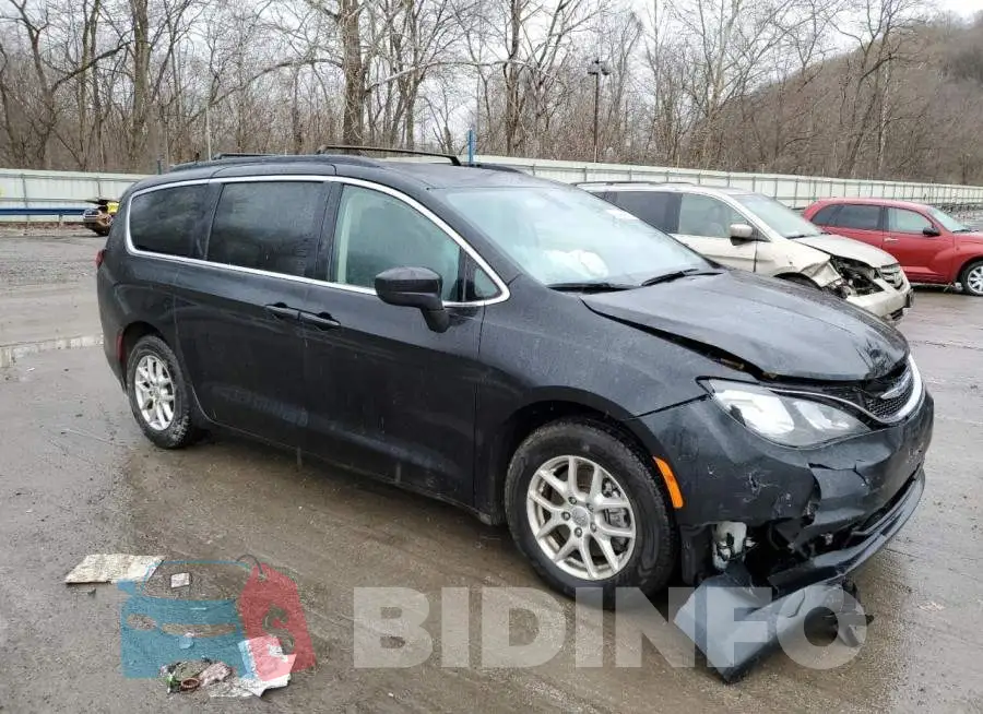 2C4RC1DG0LR163415 Photo# 4