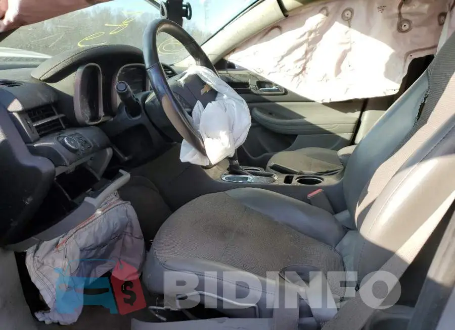 1G11D5SL5FF251091 Photo# 7
