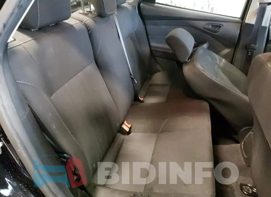1FADP3E25GL397194 Photo# 10