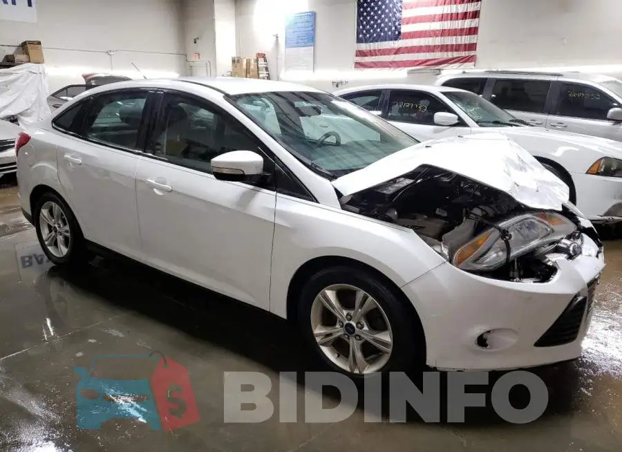 1FADP3F22EL252643 Photo# 4