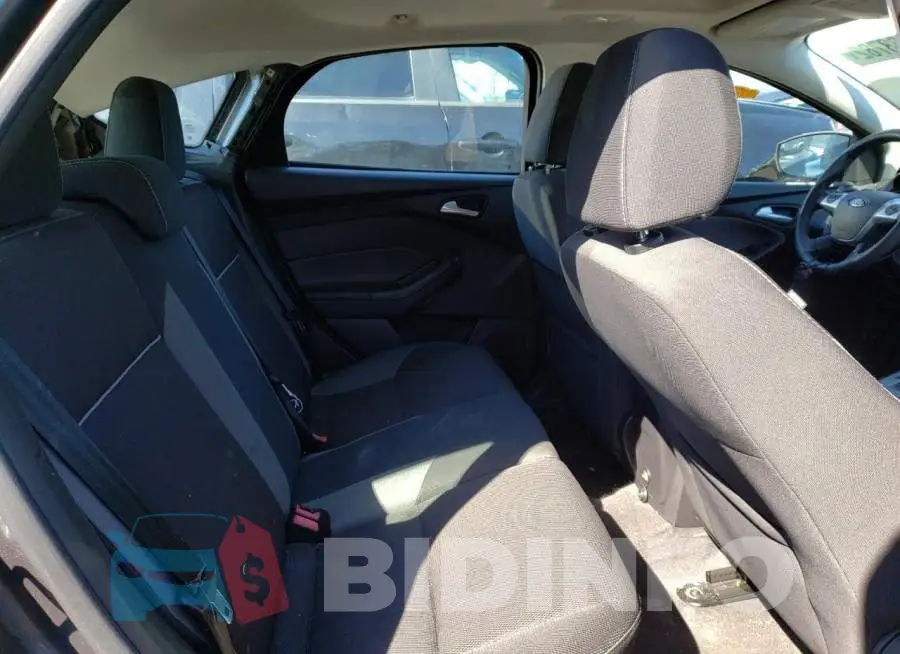 1FADP3K27EL301812 Photo# 6