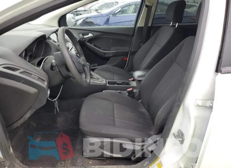 1FADP3M23HL214992 Photo# 7