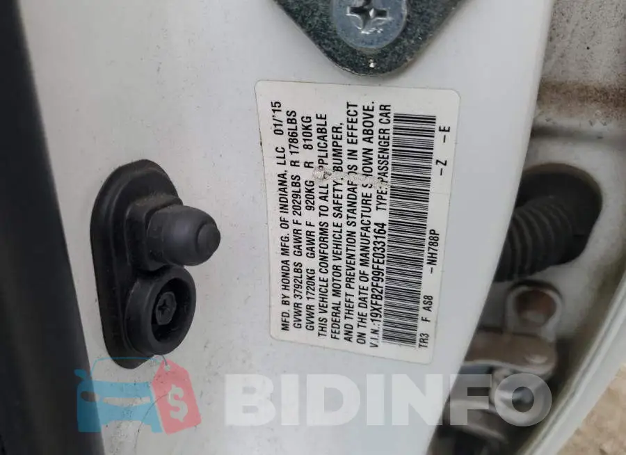 19XFB2F99FE033164 Photo# 10
