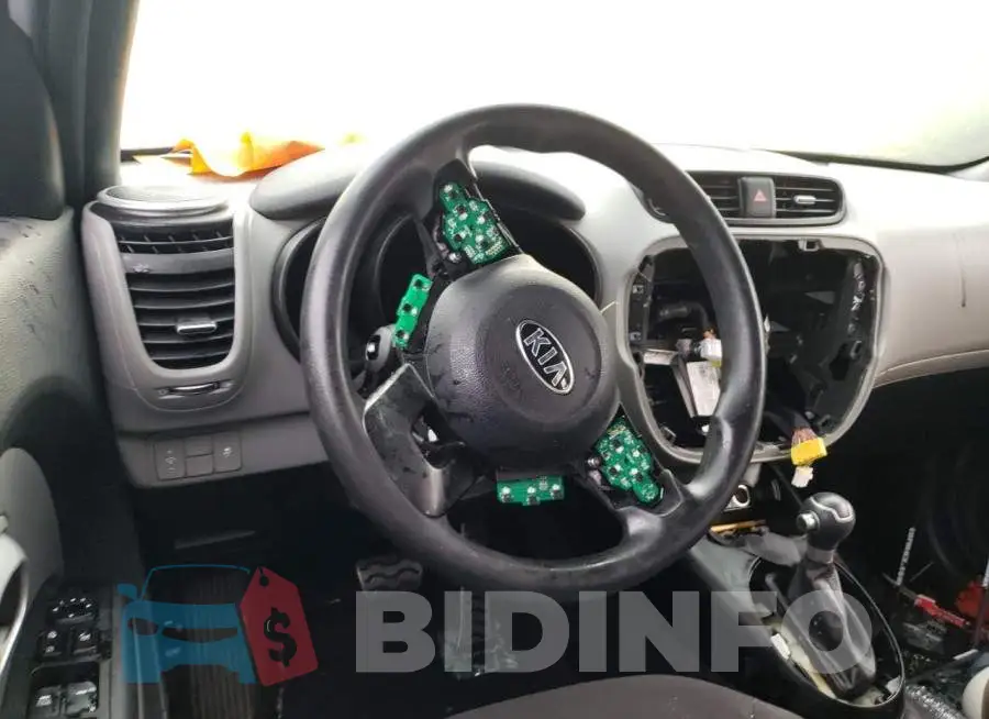 KNDJN2A21F7807452 Photo# 8