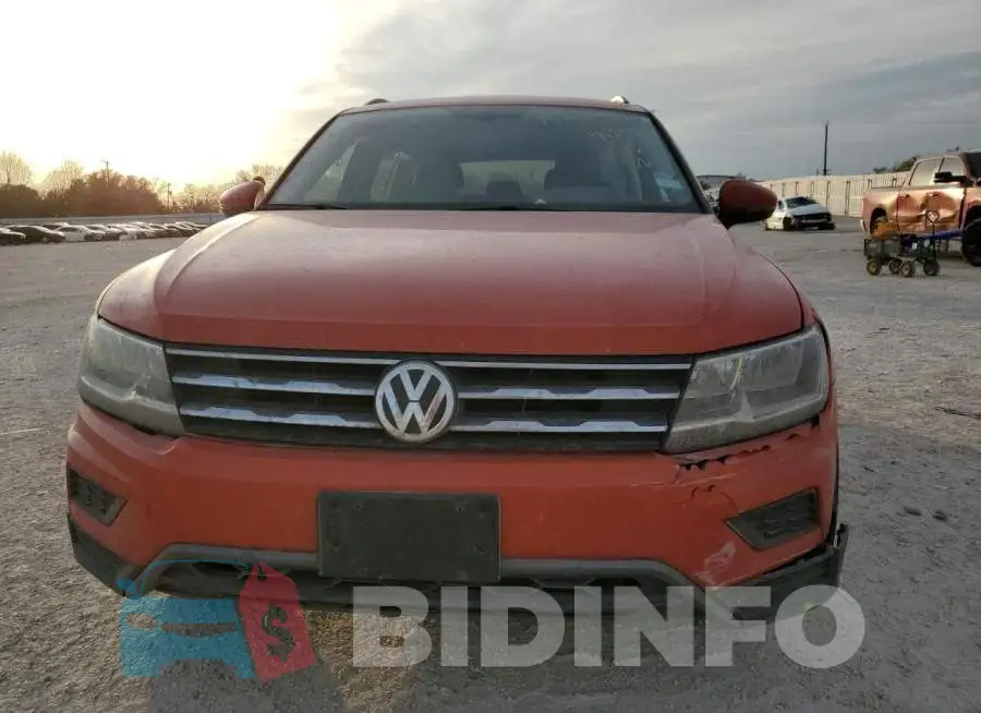 3VV3B7AX7KM131231 Photo# 5
